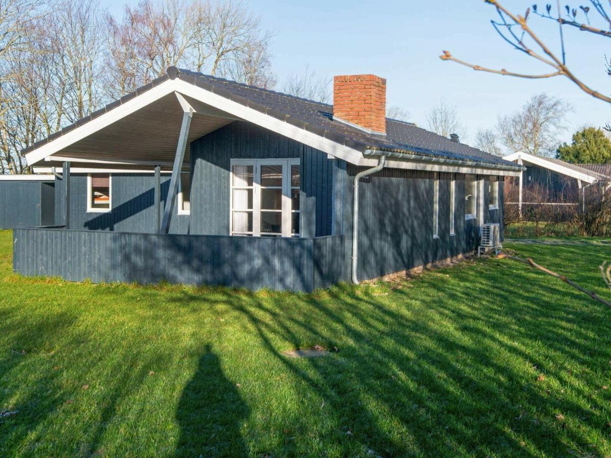 8 Person Holiday Home In B Rkop Egeskov  Exterior foto