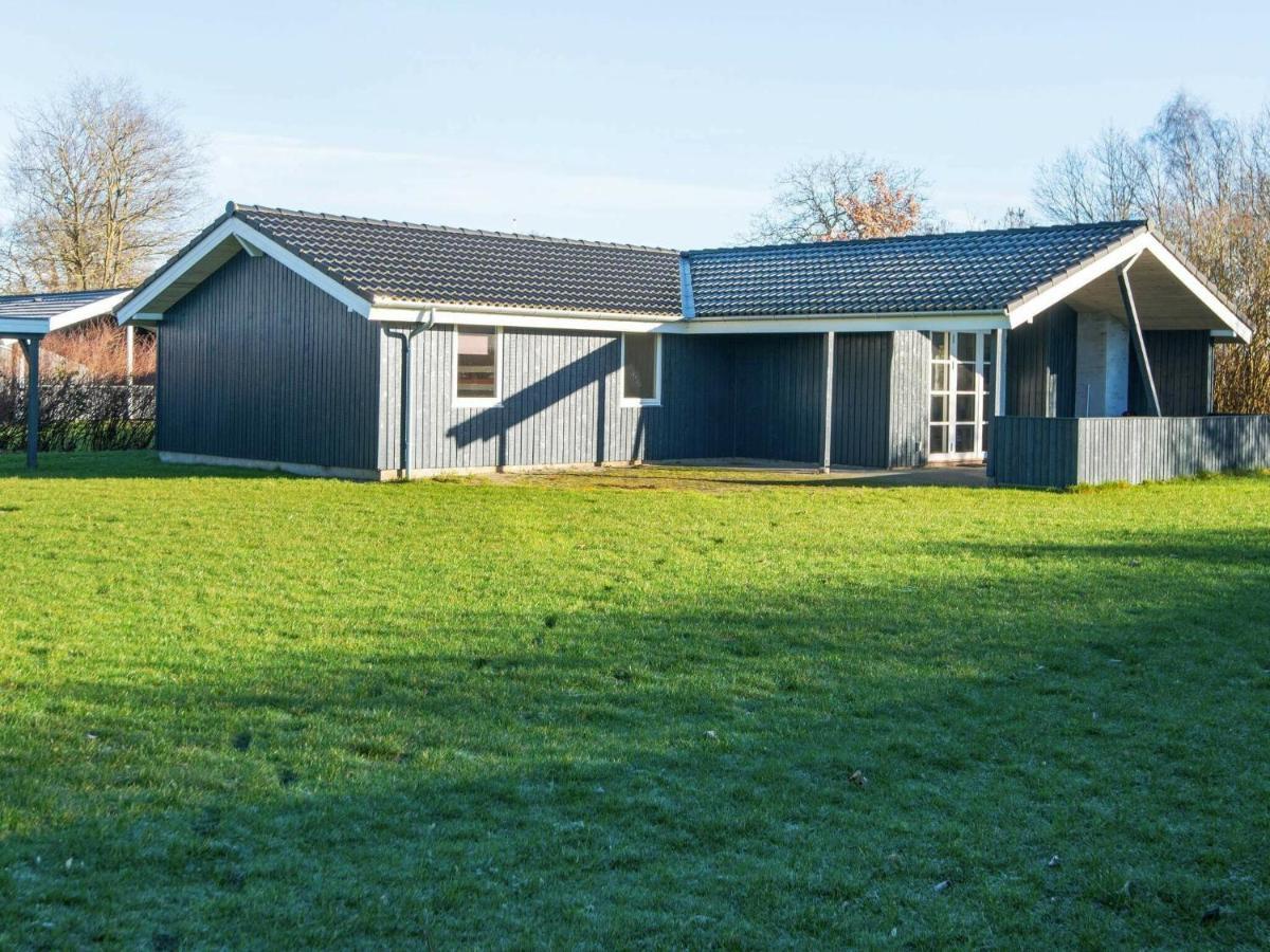 8 Person Holiday Home In B Rkop Egeskov  Exterior foto